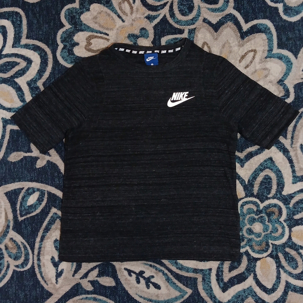 Nike gray & black knit oversize short sleeve tshirt top women's XS